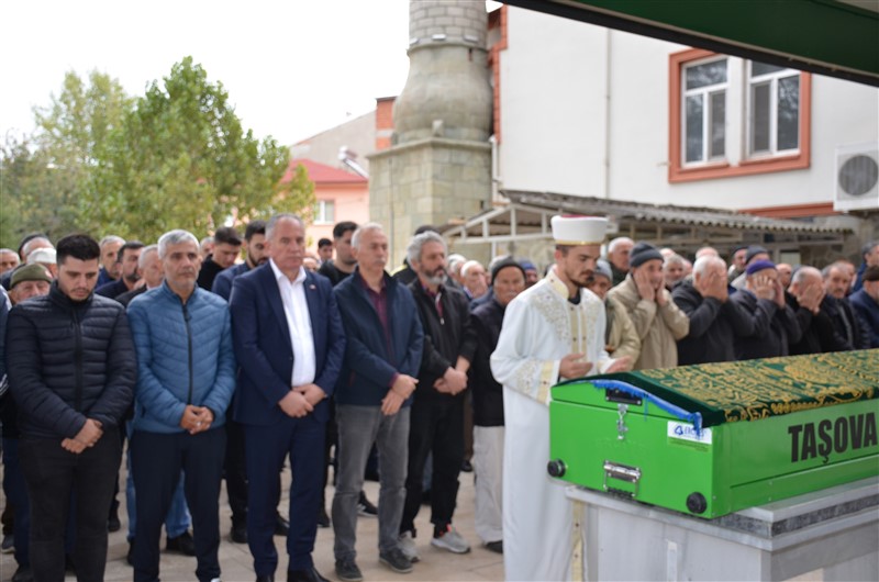 Emekli Adliye Yazı İşleri Müdürü Başkatip Gül Ahmet Aydın Toprağa Verildi