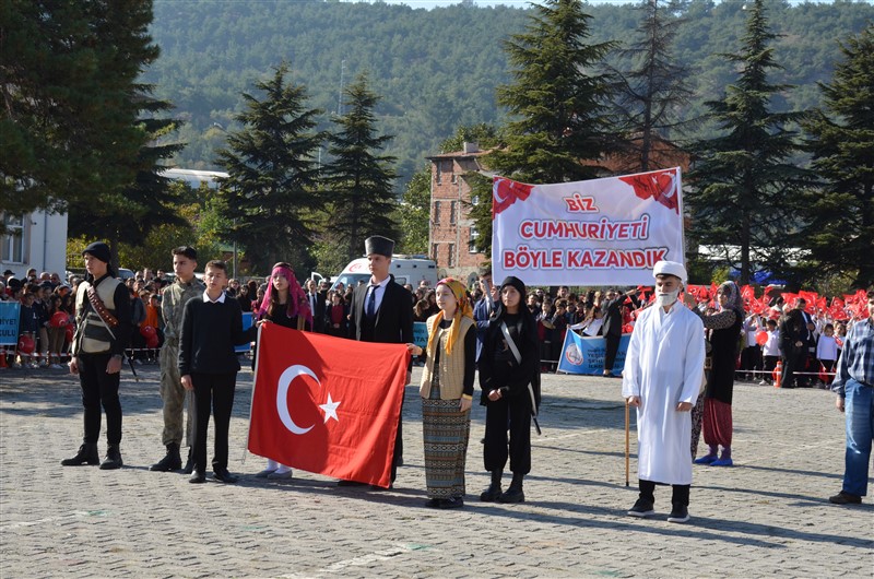 Taşova’da Cumhuriyetimizin 101. Yılı Coşkuyla Kutlandı