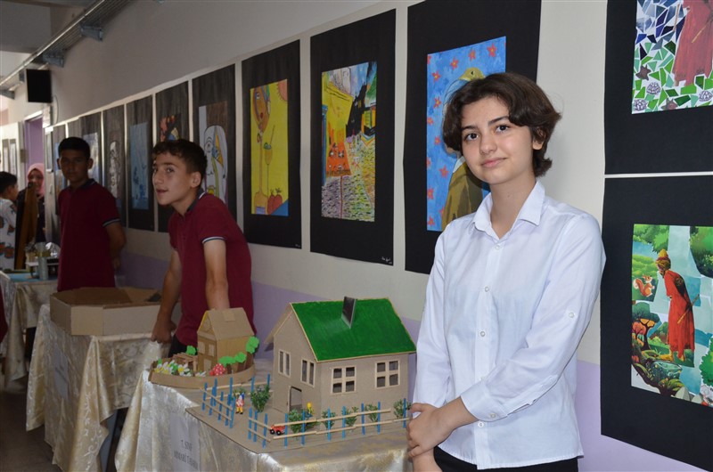 Atatürk Ortaokulu’ndan Sanat Dolu Yıl Sonu Etkinliği