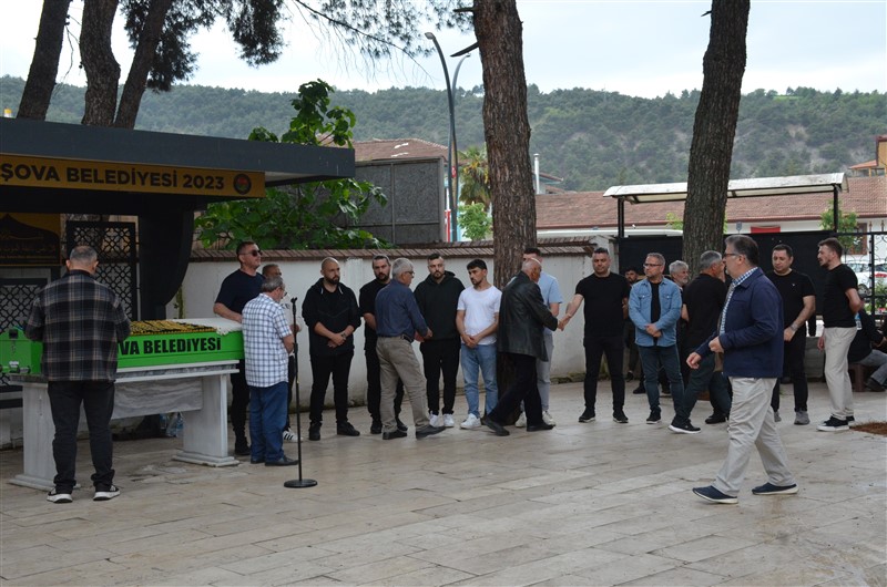İlknur Gürkan Toprağa Veridi