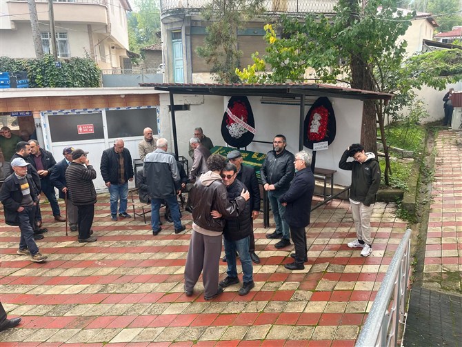 Boğalı Dernek Başkanı Murat Metin  Esençay'da toprağa verildi