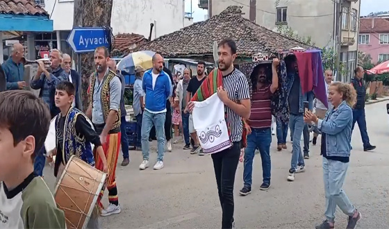 Alpaslan Köyü’nde 150 Yıllık Gelenek Yaşatıldı: Özge Albayrak ve Orhun Öztürk’ün Düğünü Renkli Görüntülere Sahne Oldu