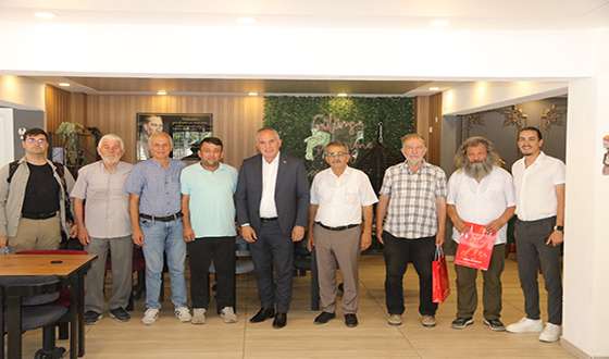 Başkan Özalp, 24 Temmuz Gazeteciler ve Basın Bayramı’nda Basın Mensuplarıyla Bir Araya Geldi