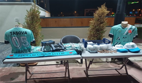 Taşova Hentbol Takımından Yeni Sezon Ürünleri Satışta