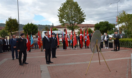 TAŞOVA’DA 19 EYLÜL GAZİLER GÜNÜ TÖRENLE KUTLANDI
