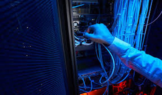 Taşova’da Bitmek Bilmeyen İnternet Alt Yapı Sorunu Bireysel Kullanıcıları Mağdur Ediyor