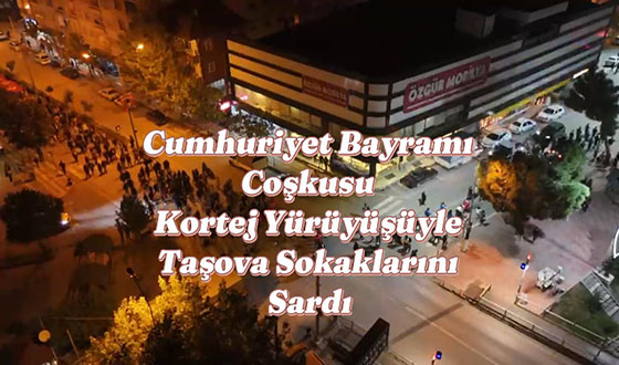 Cumhuriyet Bayramı Coşkusu Kortej Yürüyüşüyle Taşova Sokaklarını Sardı