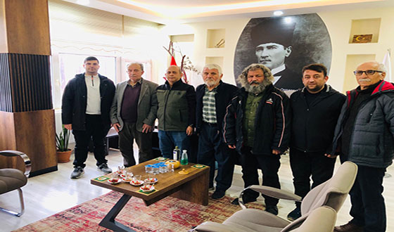 İlçemizde görev yapan basın mensupları 8 Aralık 2025 Pazartesi günü 3 ayrı kuruma ziyaret gerçekleştirdi. 