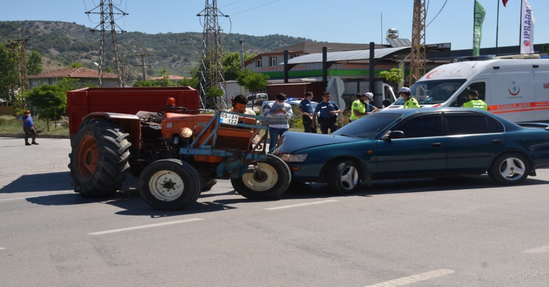 Erbaa - Taşova Karayolu Sanayi Kavşağında Trafik Kazası