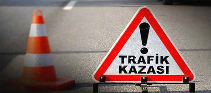 Taşova'da Trafik Kazası :2 Yaralı