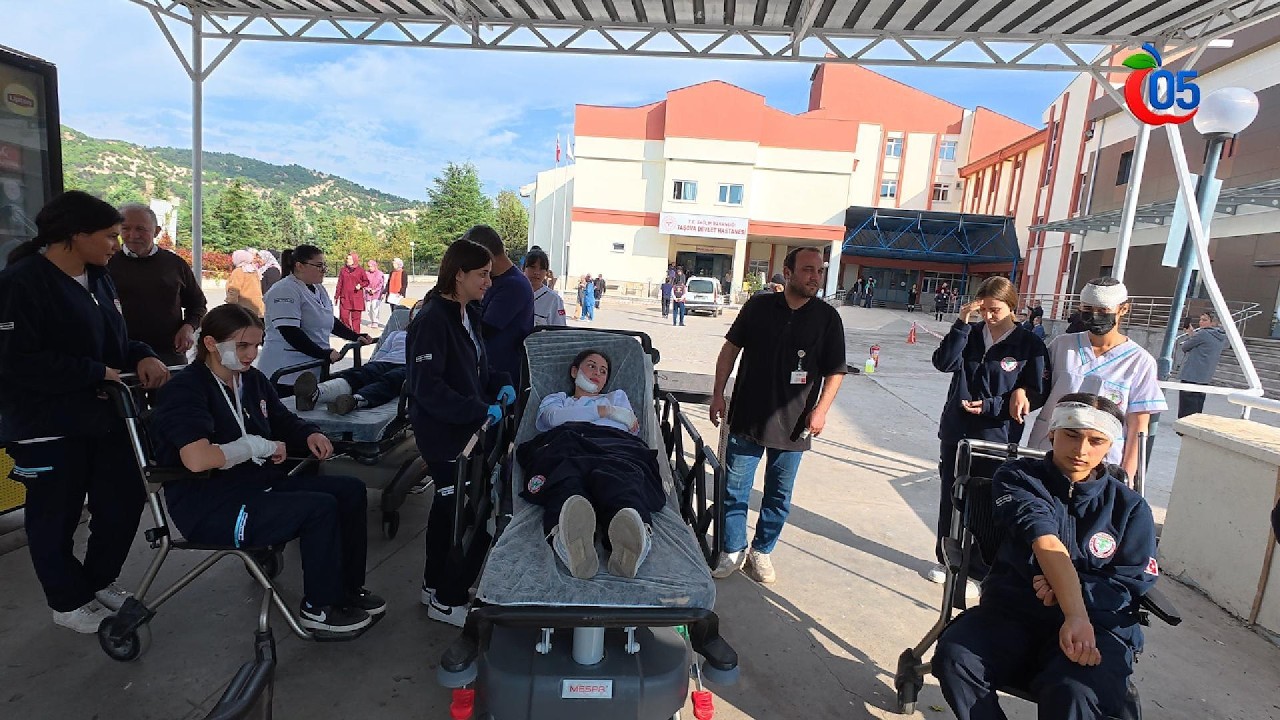 Taşova Devlet Hastanesi’nde Nefes Kesen Tatbikatı!